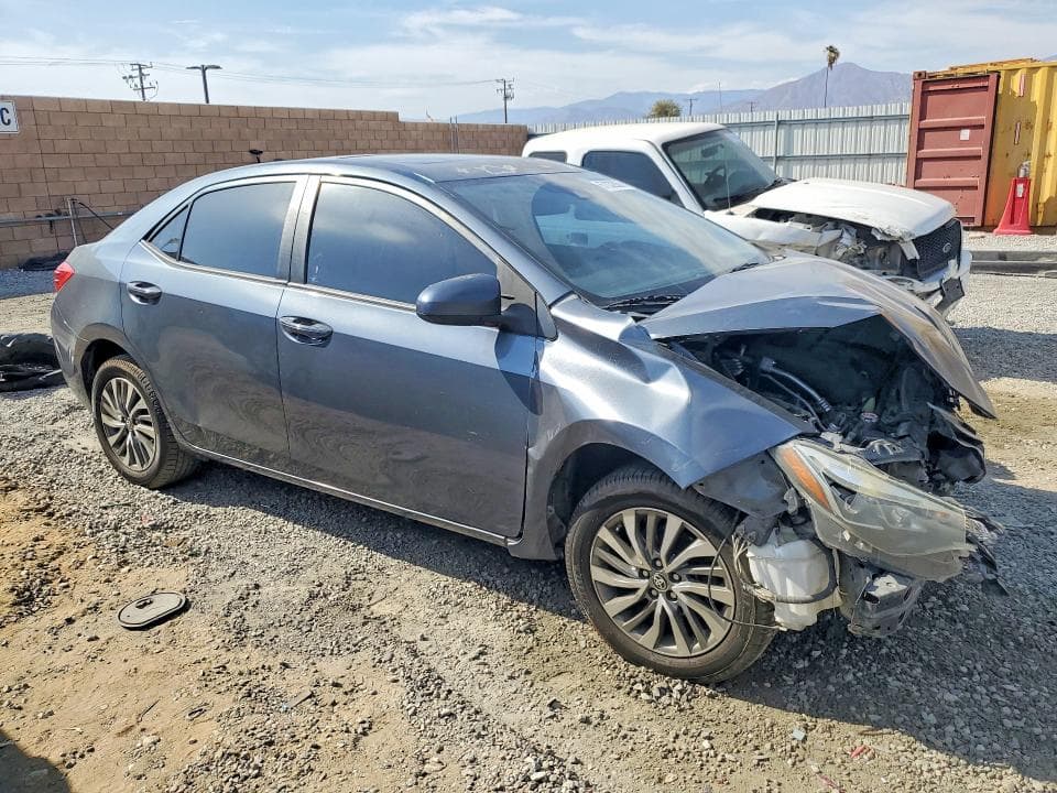 2018 TOYOTA COROLLA XLE 4