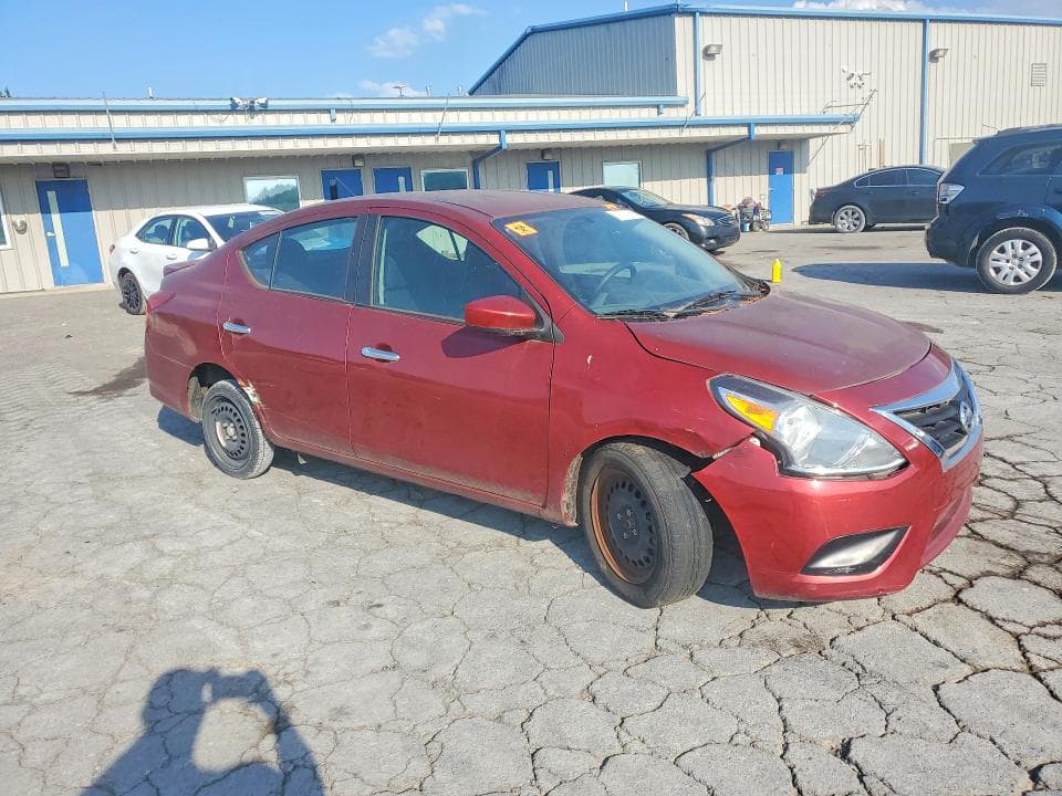 2019 NISSAN VERSA S 4
