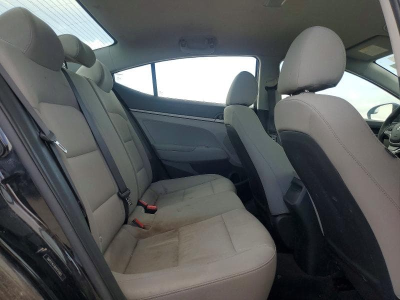 2017 HYUNDAI ELANTRA SE 10
