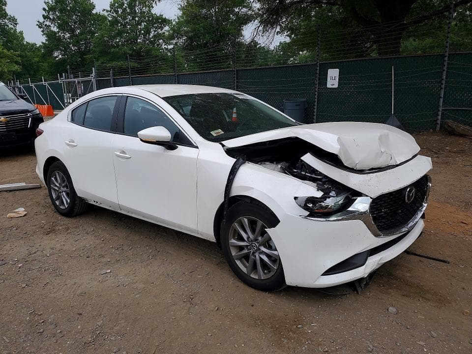 2025 MAZDA 3 4