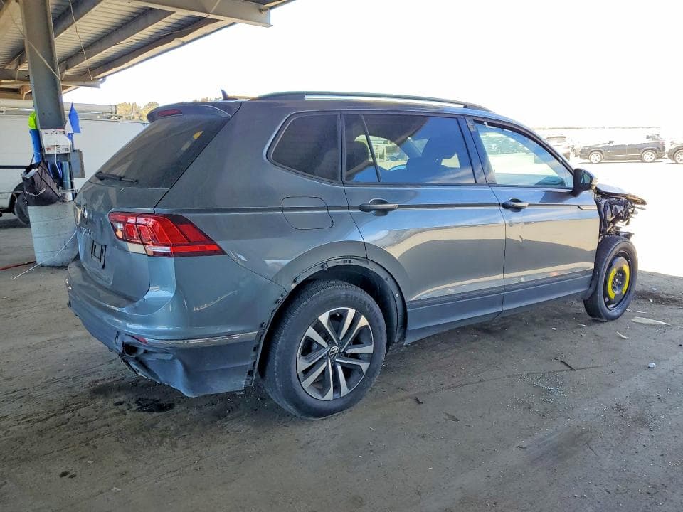 2022 VOLKSWAGEN TIGUAN S 3