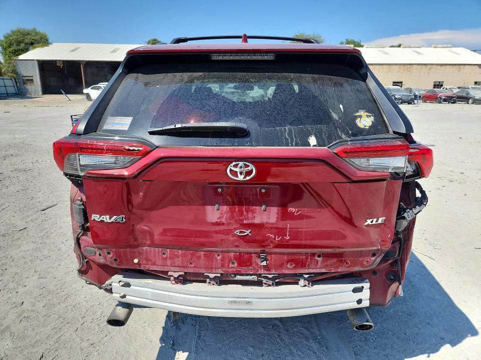 2021 TOYOTA RAV4 XLE PREMIUM 6