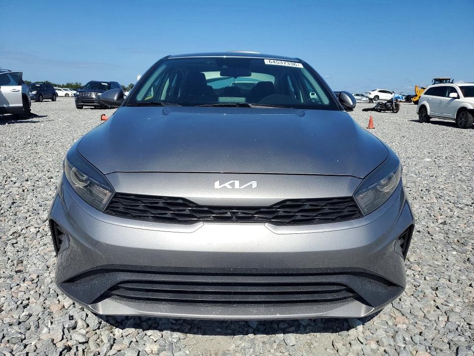 2022 KIA FORTE LXS 5