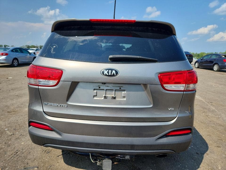 2017 KIA SORENTO LX V6 6