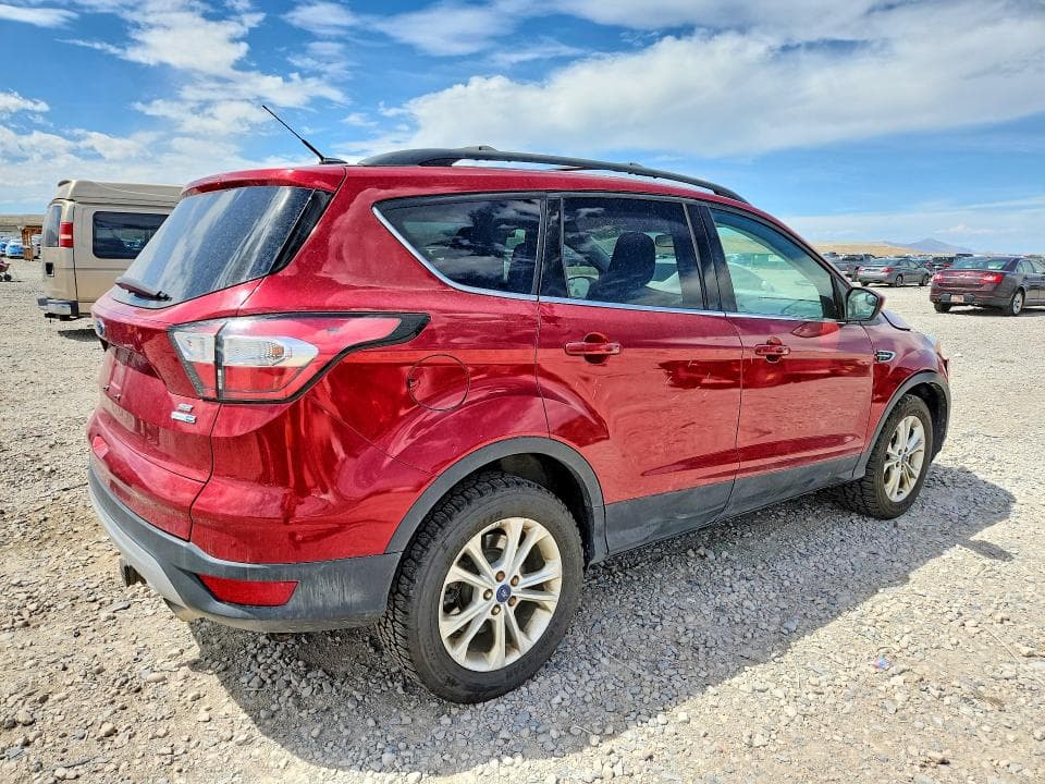 2018 FORD ESCAPE SE 3