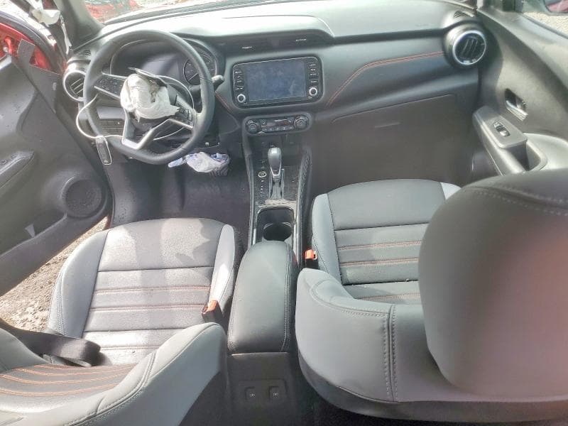 2024 NISSAN KICKS SR 8