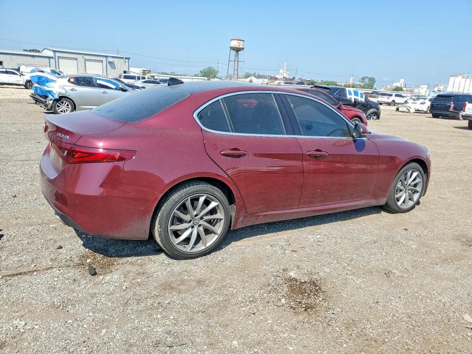 2017 ALFA ROMEO GIULIA Q4 3