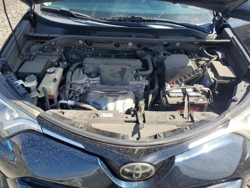 2018 TOYOTA RAV4 LE 12