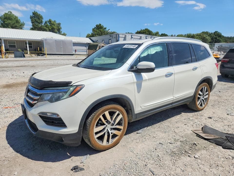 2017 HONDA PILOT TOURING - 1