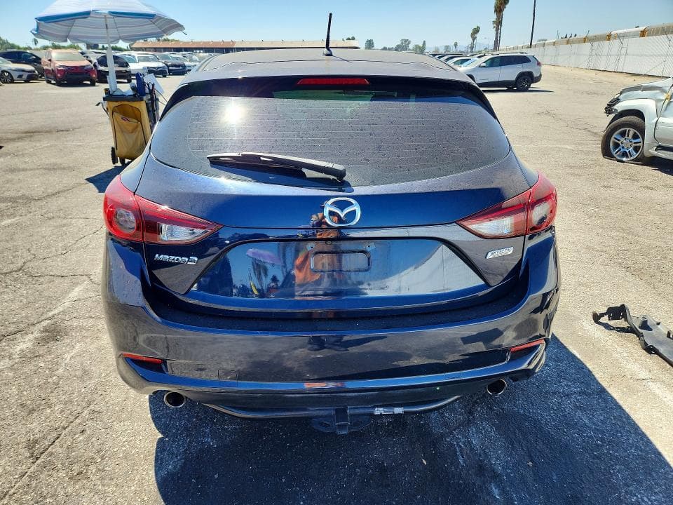 2018 MAZDA 3 TOURING 6