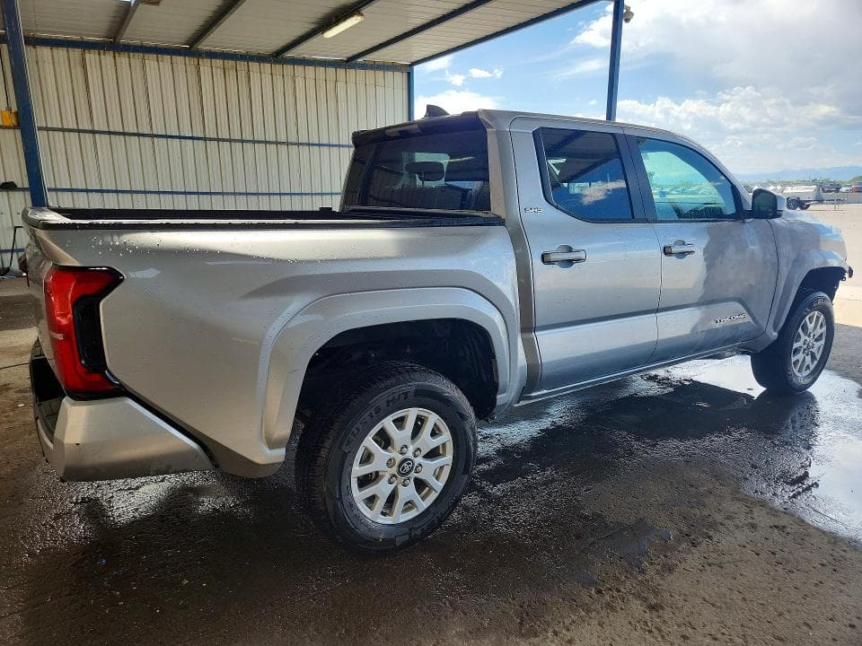 2024 TOYOTA TACOMA SR5 3