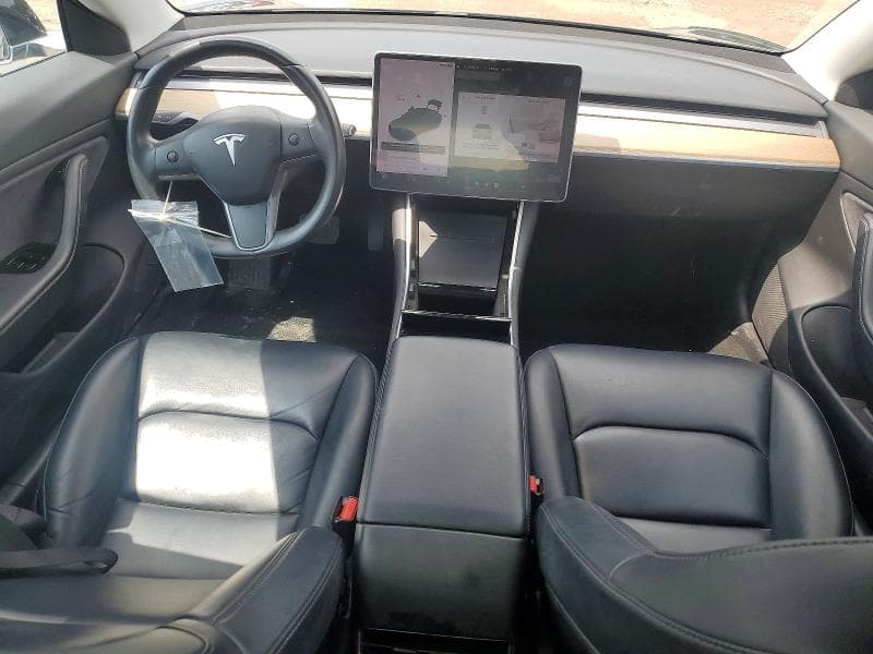 2018 TESLA MODEL 3 8