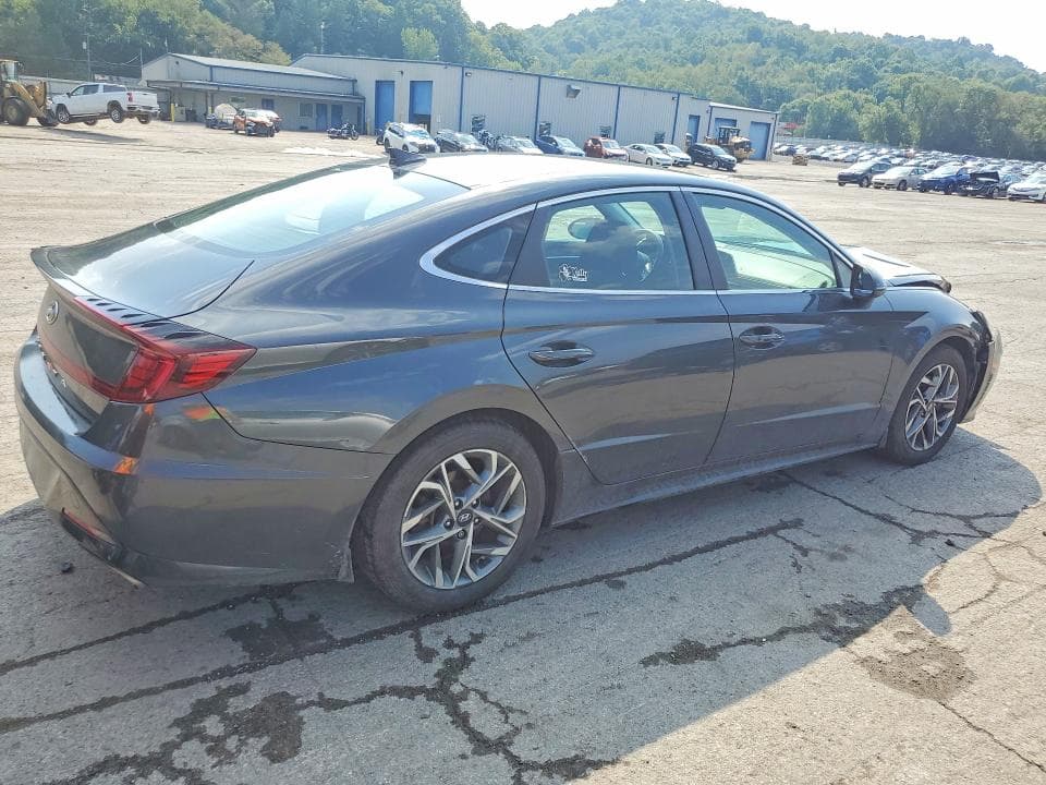 2023 HYUNDAI SONATA SEL 3