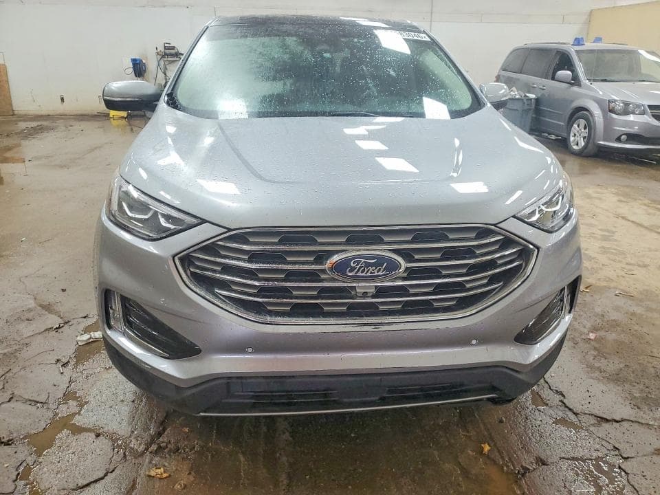 2024 FORD EDGE TITANIUM 5