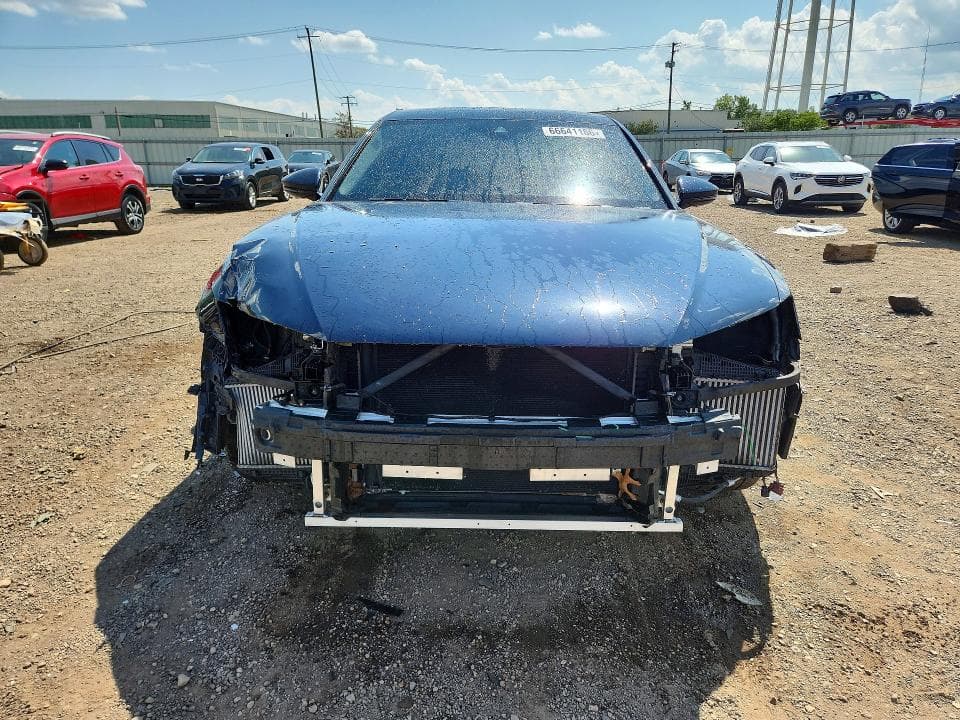 2019 AUDI A8 L 5