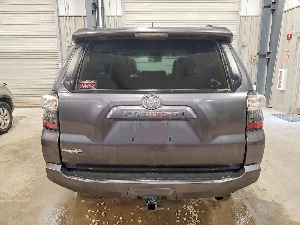 2020 TOYOTA 4RUNNER SR5 PREMIUM 6