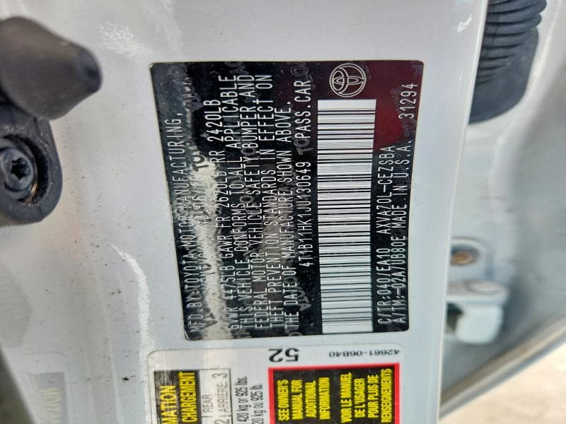 2018 TOYOTA CAMRY SE 12