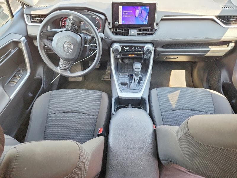 2023 TOYOTA RAV4 LE 8