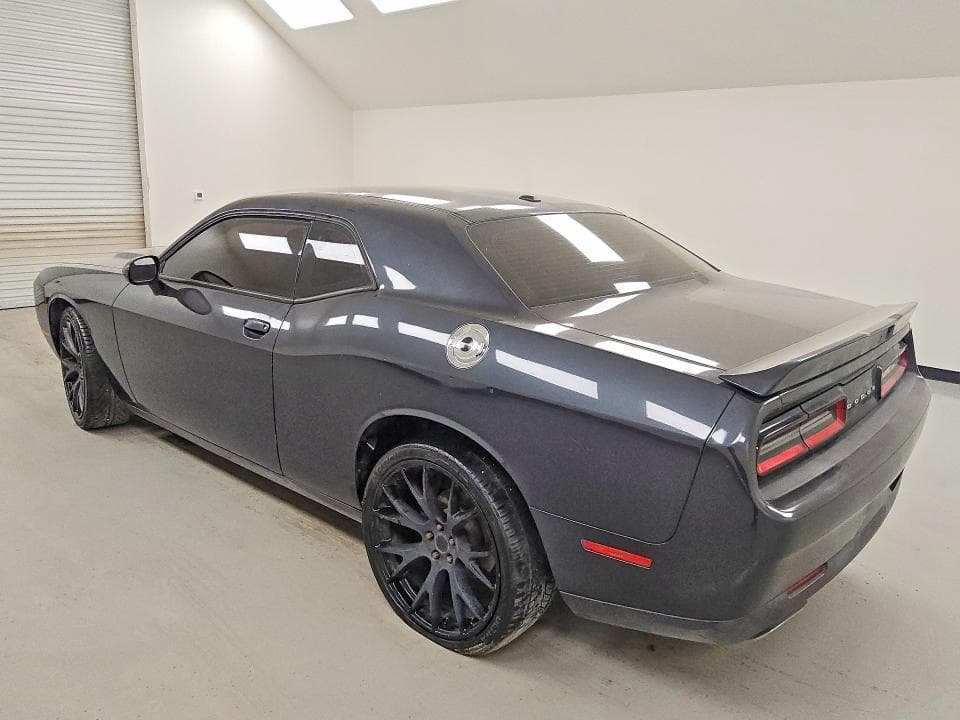 2018 DODGE CHALLENGER SXT 2