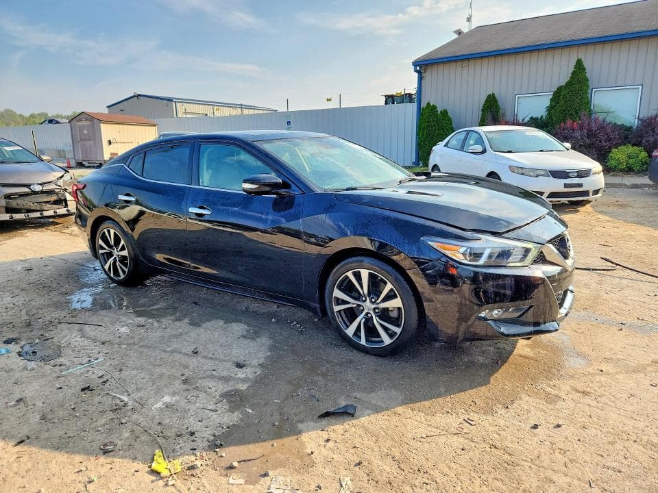 2017 NISSAN MAXIMA 3.5 S 4