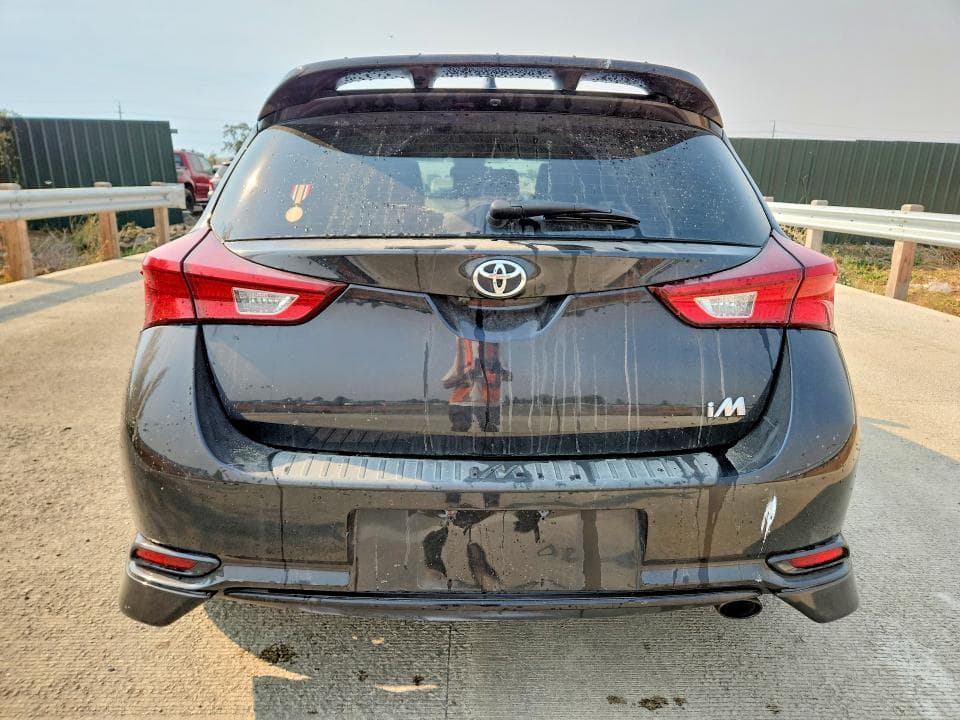 2018 TOYOTA COROLLA IM BASE 6