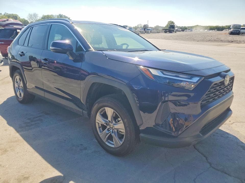 2025 TOYOTA RAV4 XLE 4
