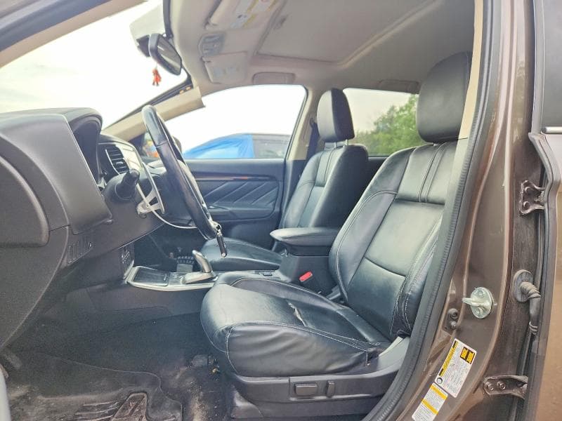 2018 MITSUBISHI OUTLANDER SE 7