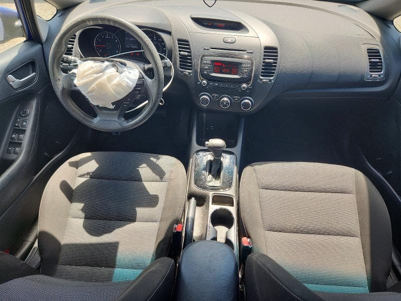 2017 KIA FORTE LX 8