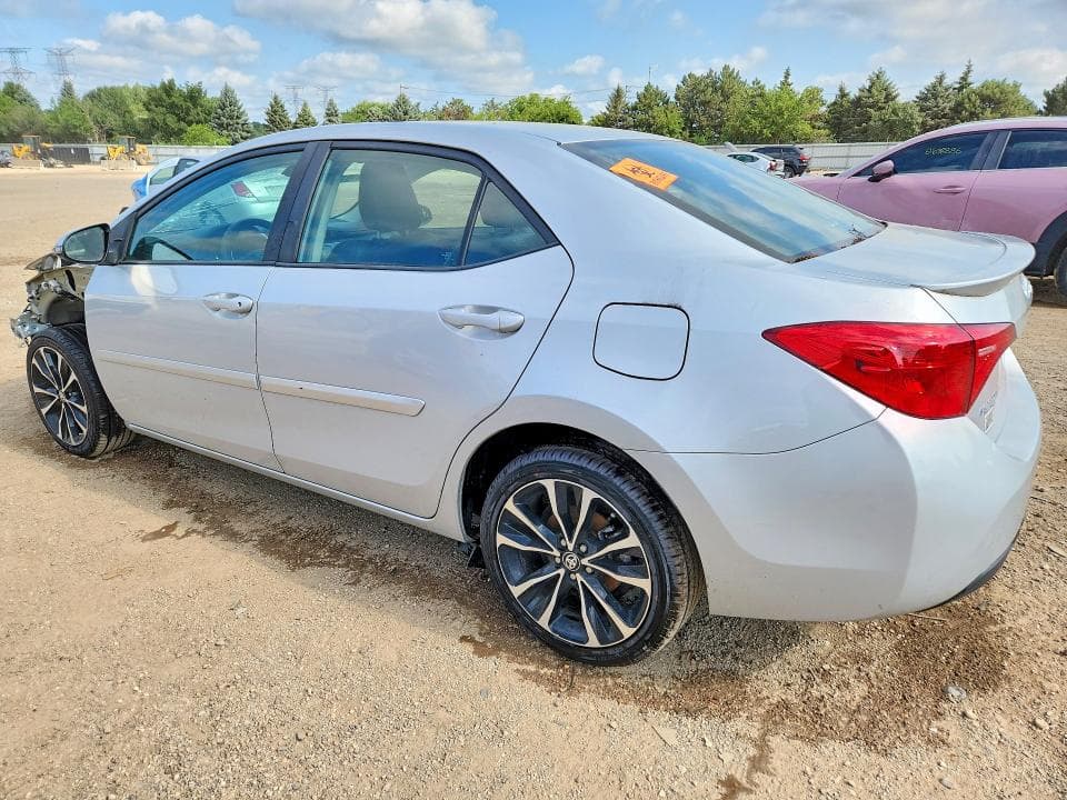 2018 TOYOTA COROLLA SE 2