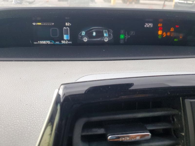 2019 TOYOTA PRIUS LE 9