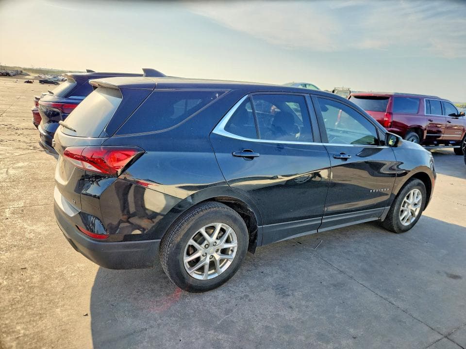 2022 CHEVROLET EQUINOX LT 3