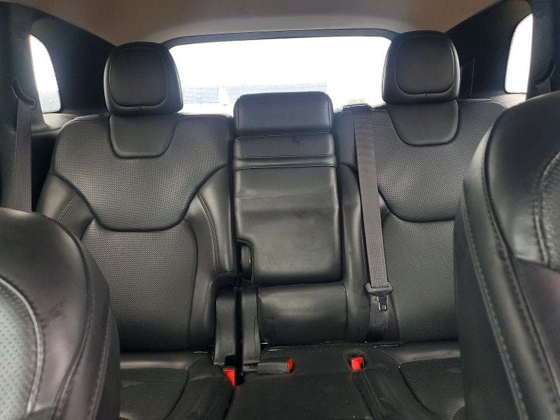 2018 JEEP CHEROKEE OVERLAND 10
