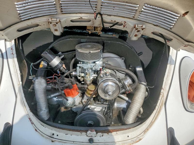 1972 VOLKSWAGEN BEETLE 11