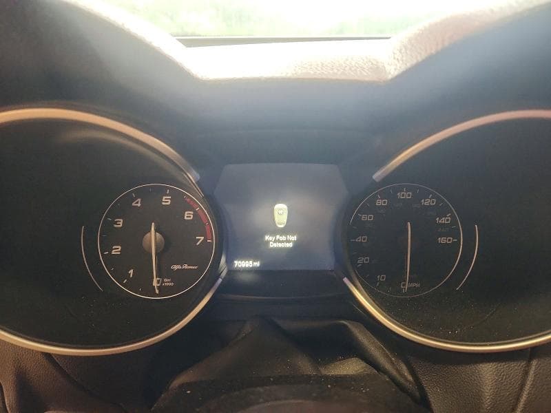2022 ALFA ROMEO STELVIO TI 9