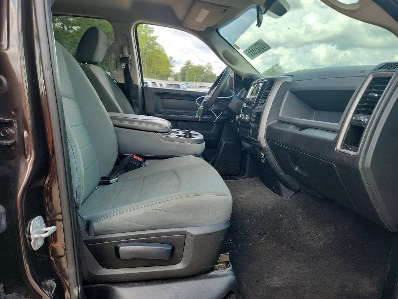 2017 RAM 1500 ST 7