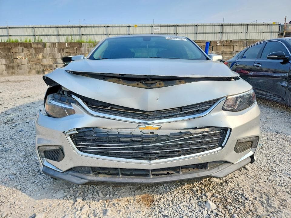 2017 CHEVROLET MALIBU LT 5