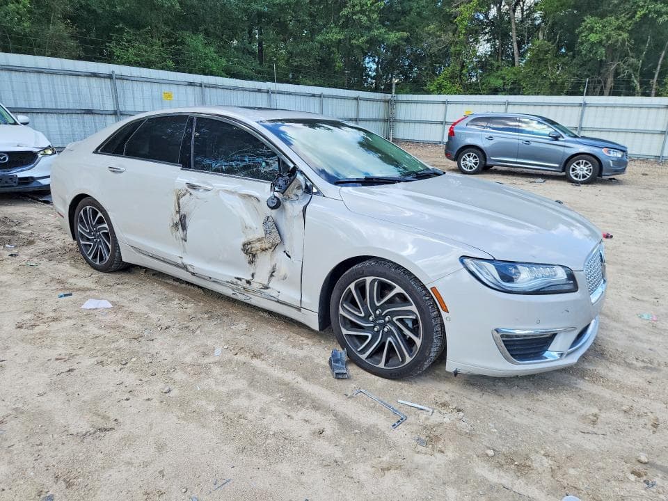 2020 LINCOLN MKZ RESERVE 4