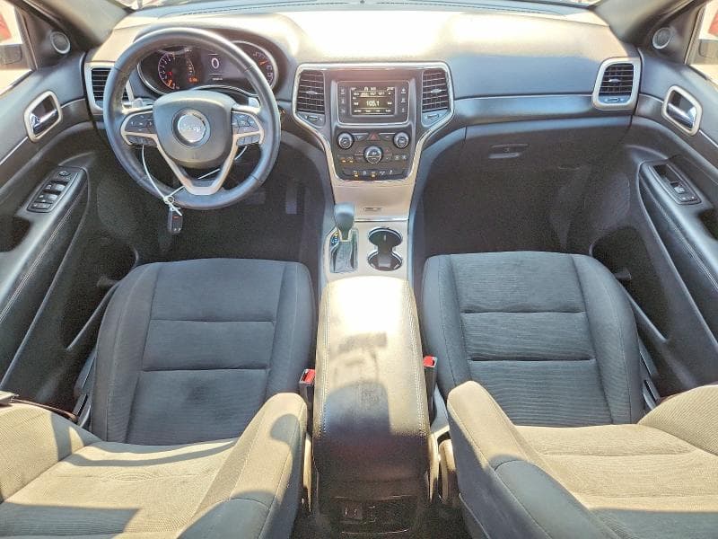 2017 JEEP GRAND CHEROKEE LAREDO 8