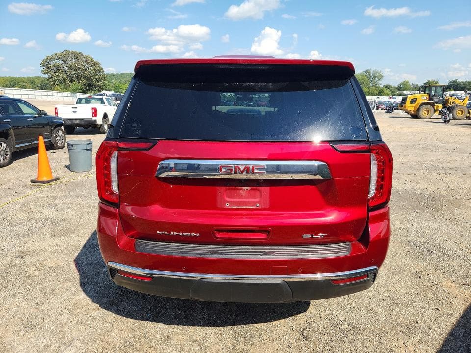 2022 GMC YUKON SLT 6