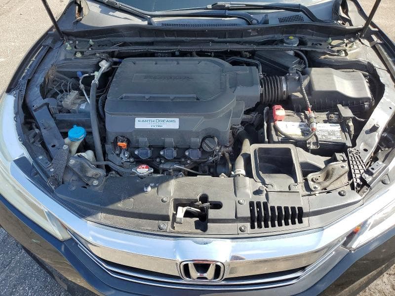 2017 HONDA ACCORD TOURING 11