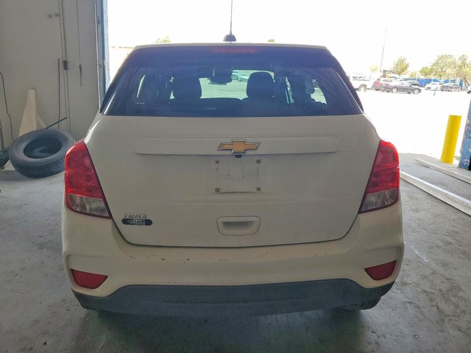 2017 CHEVROLET TRAX LS 6