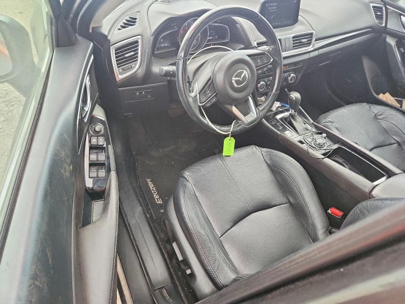 2018 MAZDA 3 8