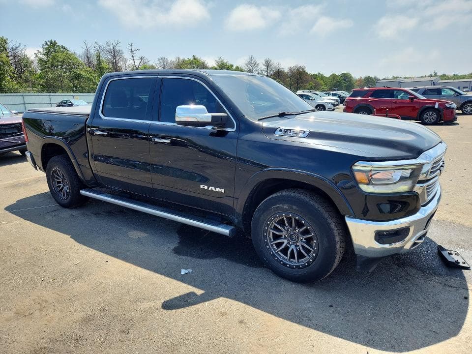 2019 RAM 1500 LARAMIE 4