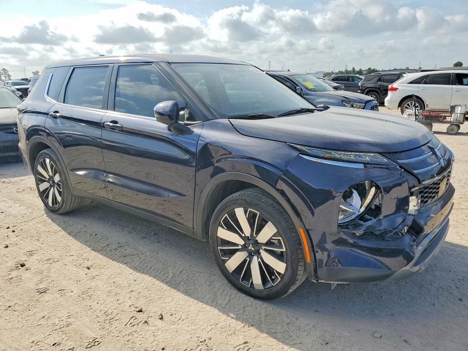 2025 MITSUBISHI OUTLANDER SE 4