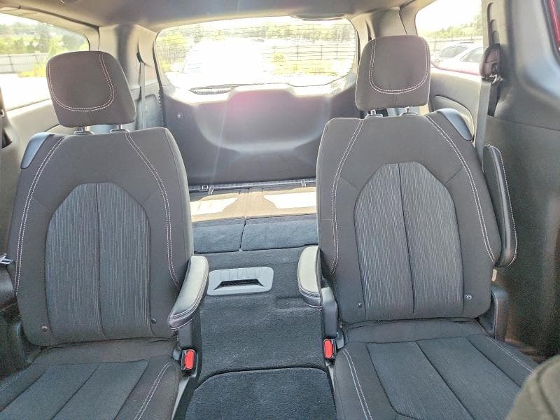 2021 CHRYSLER PACIFICA TOURING 10