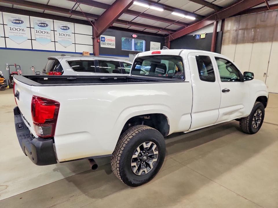 2018 TOYOTA TACOMA SR 3