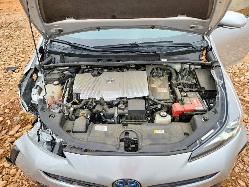 2019 TOYOTA PRIUS LE 11