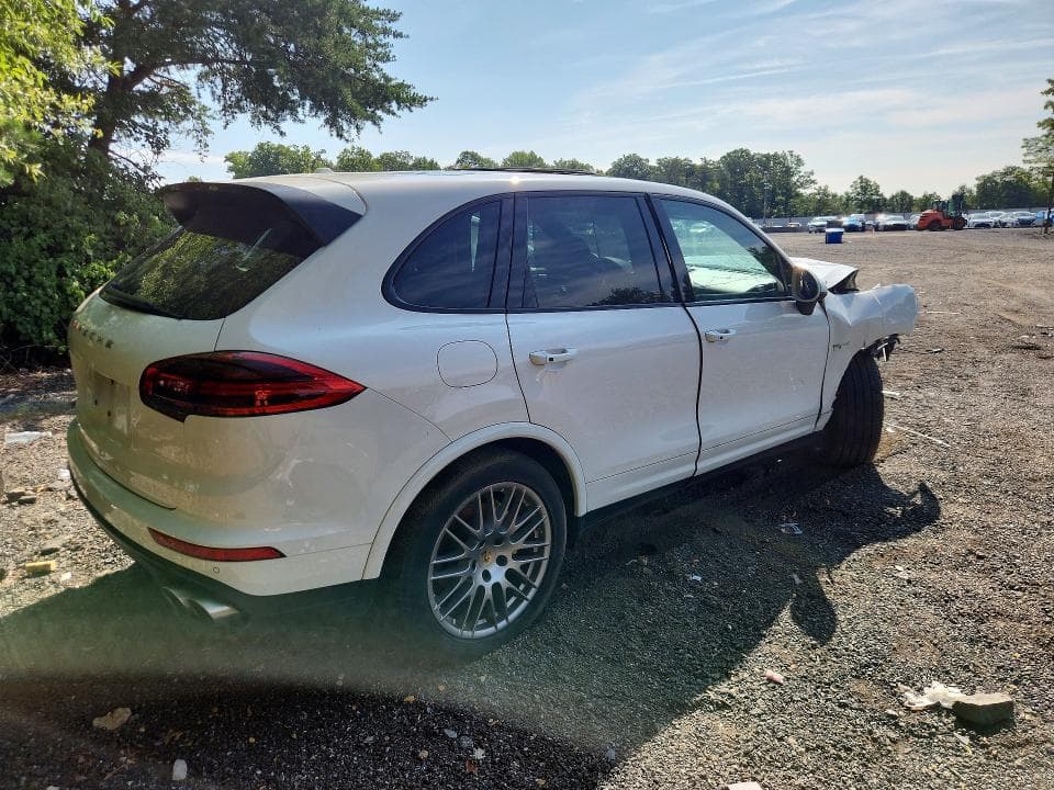2018 PORSCHE CAYENNE SE HYBRID PLATINUM 3