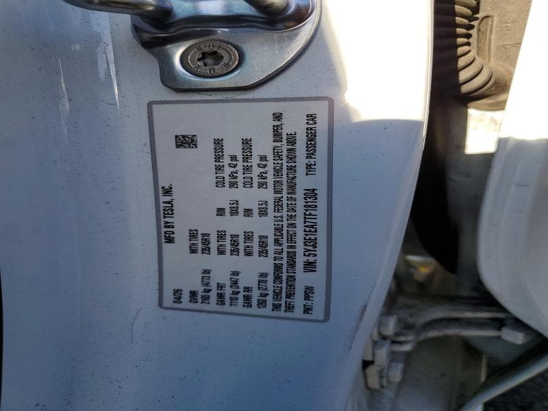 2026 TESLA MODEL 3 12