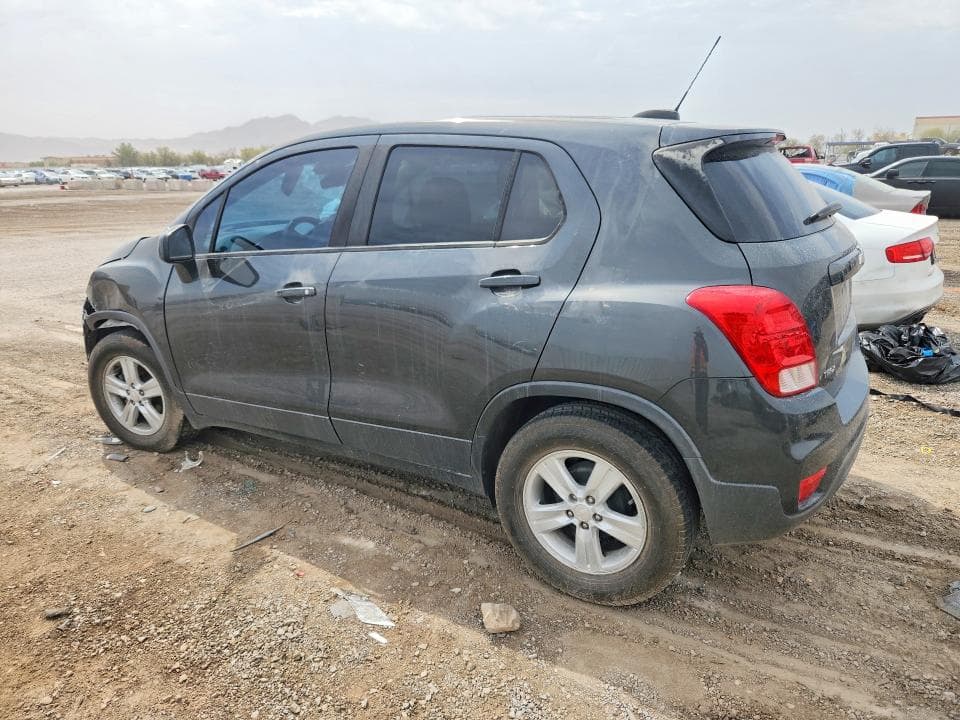 2020 CHEVROLET TRAX LS 2